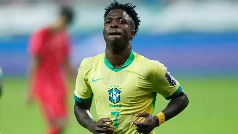 Vinícius, procesado en Brasil por "perturbar" a los vecinos con su fiesta de cumpleaños