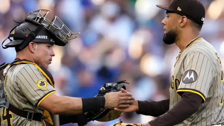 El bullpen de los Padres exhibe su poder letal en victoria clave ante Cachorros