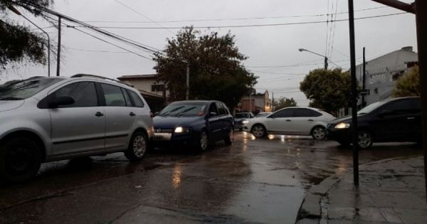 Fuerte lluvia en la madrugada y llovizna persistente durante la mañana en Salta