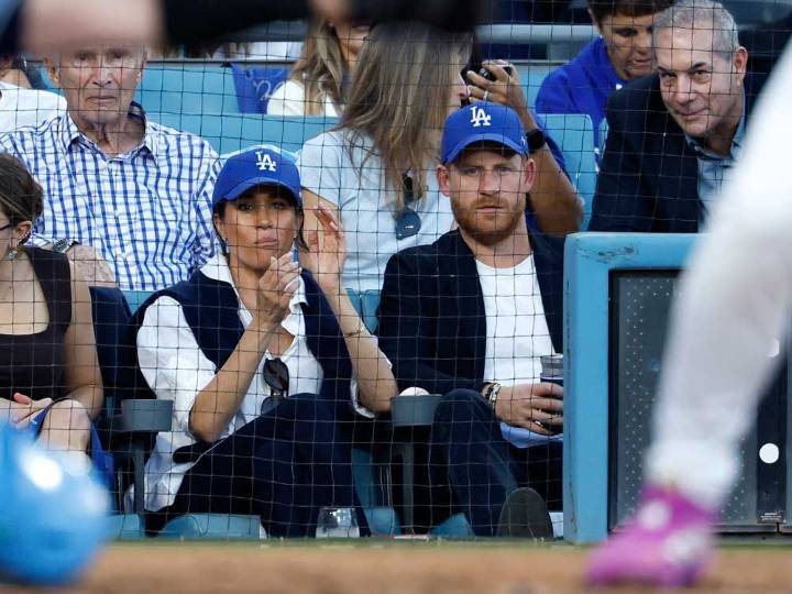 EDITORIAL: Shameful strikeout by royal dodgers