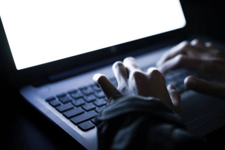 Condenaron a un hombre por distribuir material de abuso sexual en Choele Choel