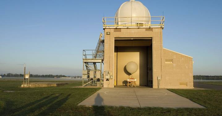 Experts say US weather forecasts will worsen as DOGE cuts mean fewer balloon launches
