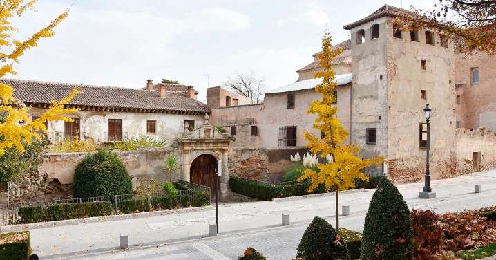 Compromiso por Baza lamenta "falta de gestión y previsión" en la rehabilitación del Palacio de los Enríquez
