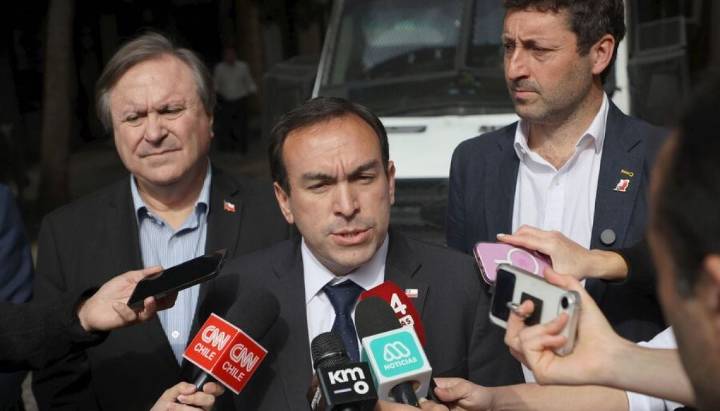UDI va al Sernac por error en cobros de la luz: "Nuevamente se cagan al pueblo"