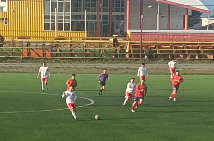 Progreso y Prat abren la cuarta fecha en el fútbol de honor de la A.Punta Arenas