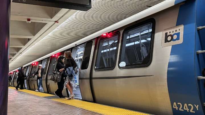 Newsom OKs regional transit sale tax for 2026 Bay Area ballot