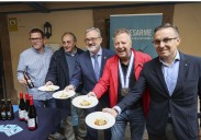 Oviedo ya saborea el menú del Desarme