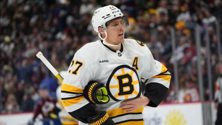 Hampus Lindholm returns to Bruins lineup, Lohrei scratched