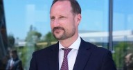 Norwegian Crown Prince Haakon marks 200 years of organized emigration to the US