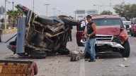 Aparatoso accidente deja un lesionado en la carretera a Aldama