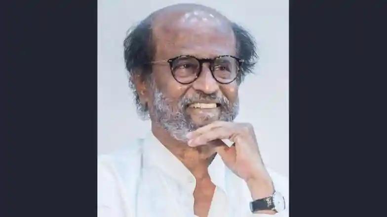 South South Superstar Rajinikanth Enjoys Simple Street Food on Pattal During Spiritual Trip to Rishikesh; Offers Tribute to Swami Dayananda