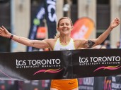 Port Elgin runner wins Canadian title at Toronto Waterfront Marathon