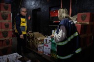 Brasil intensificó operaciones policiales en las licorerías tras casos masivos de intoxicación por metanol
