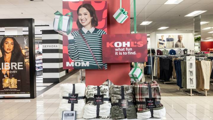 Kohl's at a Crossroads Refines Its Christmas Presentation