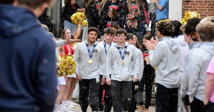 Bishop McCort's Bo Bassett, Melvin Miller win Super 32 crowns; 2 others take silver