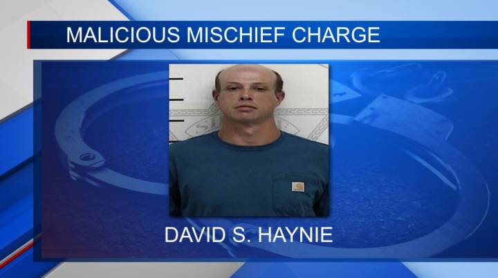 Man turns himself in for malicious mischief in Lafayette Co.