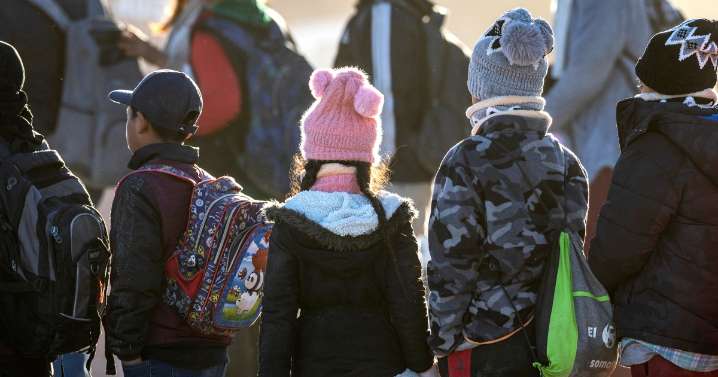 Trump administration offering some unaccompanied migrant children $2,500 to self