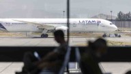 Pasajero en pleno vuelo hizo una "broma" y dijo que tenía una bomba: ¿Qué medidas se aplicaron?