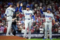 Vencen Dodgers a Filis y se ponen 2-0 en Serie Divisional