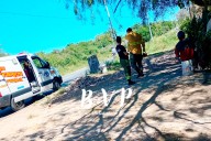 Manipulaba un machete y sufrió un corte en una pierna: terminó en el hospital