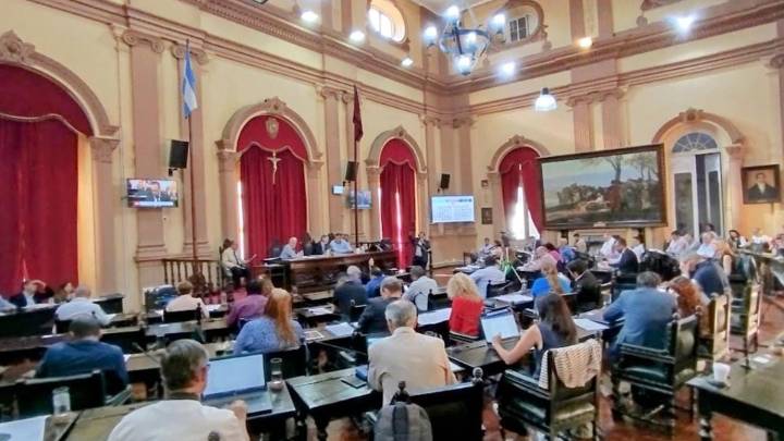 Quienes cobren asignación universal por hijo no podrán ir a casas de juegos de azar