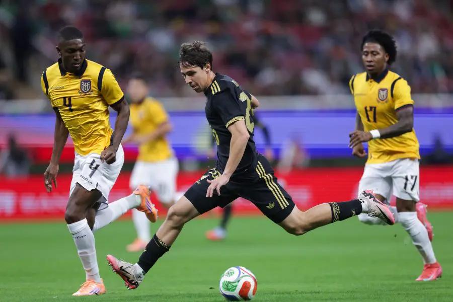 México y Ecuador empatan uno en Fecha FIFA