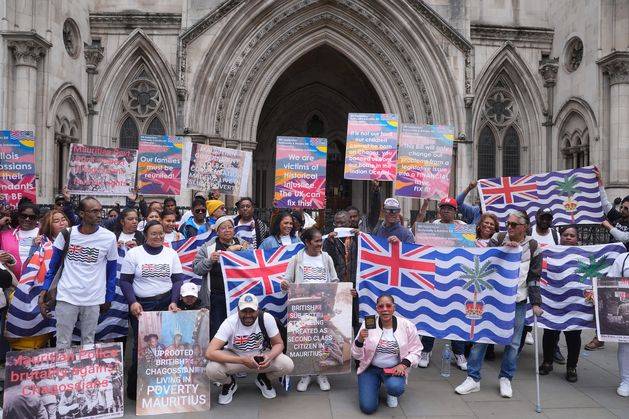 MPs support plans to hand over sovereignty of Chagos Islands to Mauritius