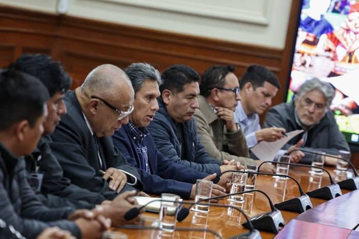 PCM y transportistas firmaron acta para instalar una mesa técnica