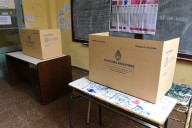 Por falta de autoridades, se retrasó la apertura de varias mesas en Mar del Plata
