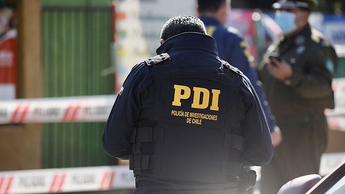 Detectives de la PDI fueron agredidos por una turba durante operativo en Rodelillo: detuvieron a sujeto con amplio prontuario
