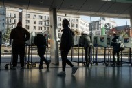 Massive turnout marks first weekend of early voting in NYC mayoral race