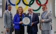 “Esto es un premio de todo el país”: la Federación de Béisbol de Puerto Rico presenta el galardón de la Federación del Año 2025