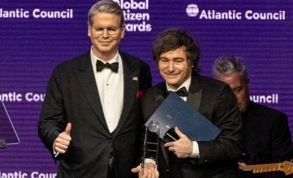 Javier Milei adelantó que Scott Bessent viajará a la Argentina