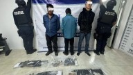 Presentan a los tres detenidos de ayer en Guachochi; aseguraron armas y vehículos con reporte de robo