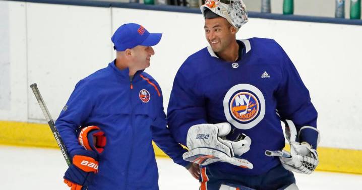 Islanders fire goalie coach Piero Greco 6 games into the season