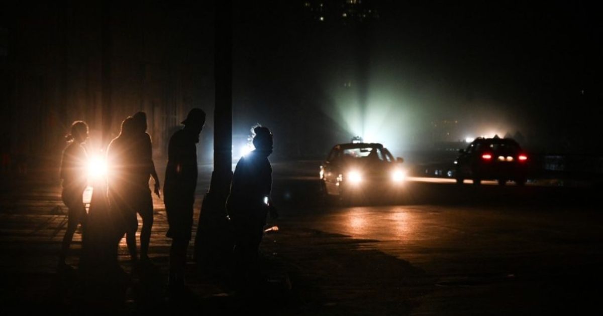 Condenan hasta con seis años de prisión a manifestantes por cacerolazos durante apagón en Cuba