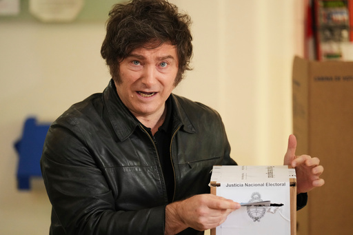 El partido del presidente Javier Milei se impone en las elecciones legislativas de Argentina