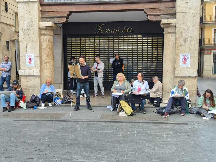Teruel vive hoy una jornada de arte y solidaridad con el II Encuentro Solidario de Sketchers (Video)