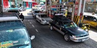 Una crisis de combustible marca la segunda vuelta presidencial en  Bolivia