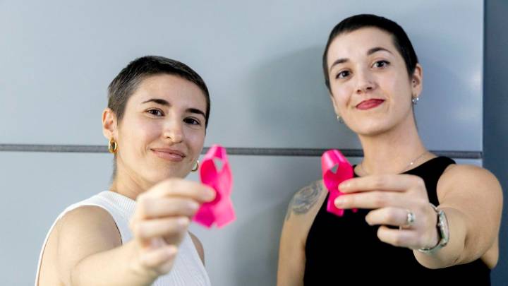 Jóvenes con cáncer de mama: "La quimio te deja la piel de lagarto"
