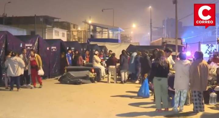 Incendio en Pamplona Alta: Más de 200 familias durmieron en carpas luego de que el fuego destruyera sus viviendas