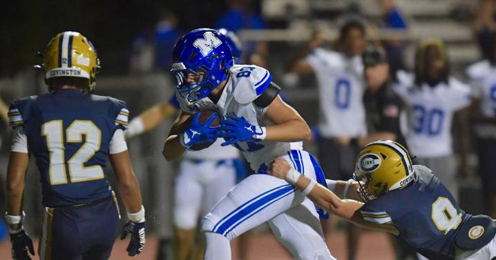 The winner of the Mandeville-Covington District 6-5A opener scored 26 unanswered points