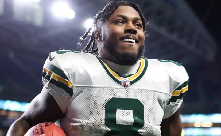 Is Josh Jacobs playing today for the Packers against Cardinals in Week 7 of 2025 NFL season?