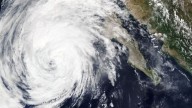 Huracán Priscilla Toma Fuerza: ¿Dónde Puede Impactar el Ciclón en México?