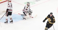 Fraser Minten scores in overtime to lift the Bruins past the Blackhawks, 4