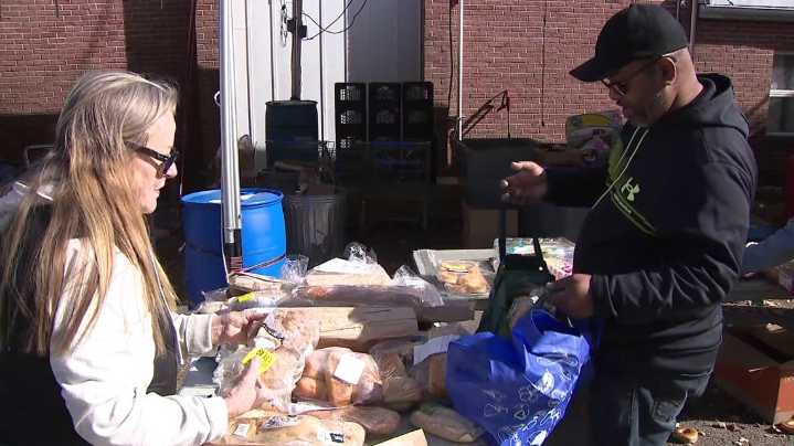 Local food pantry preparing for SNAP cuts
