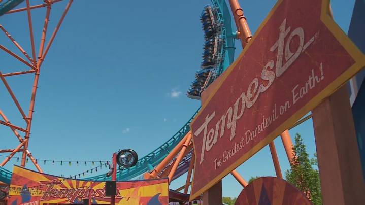 Woodbridge teen faces charges after scaling Busch Gardens ride at night
