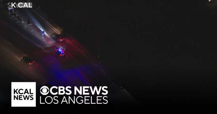 Los Angeles police searching for pursuit suspects in Van Nuys