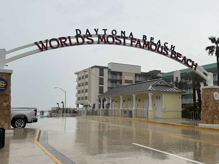Daytona Beach celebrates restoration of historic Main Street Arch