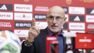 De la Fuente rebaja el tono: “Sé como funciona esto y no hay conflicto con el Barça ni con Flick”